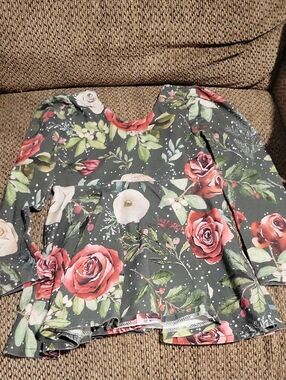 Girls Floral Peplum Long-Sleeve Top - Dark Gray with Pink Roses